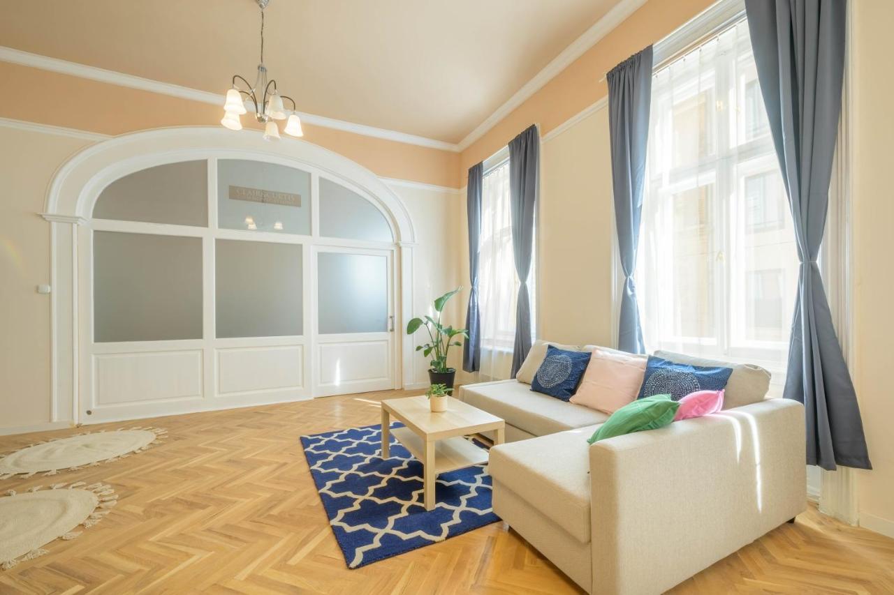 Seasons La Famiglia Apartament Budapeszt